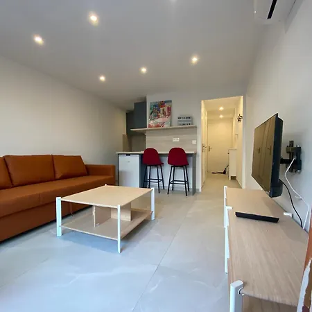 Apartamento T2 Climatisé Avec Terrasse, Port Santa Lucia à 2 Min *