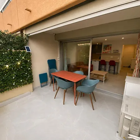 T2 Climatise Avec Terrasse, Port Santa Lucia A 2 Min Saint-Raphaël