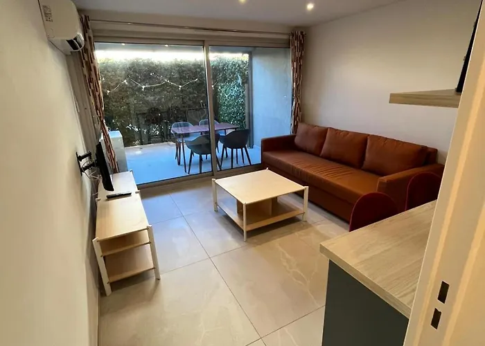 Santa Lucia - Appt 4 Pers Avec Exterieur 2 Mn Appartement Saint-Raphaël