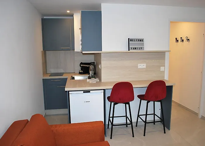 Santa Lucia - Appt 4 Pers Avec Exterieur 2 Mn Appartement Saint-Raphaël